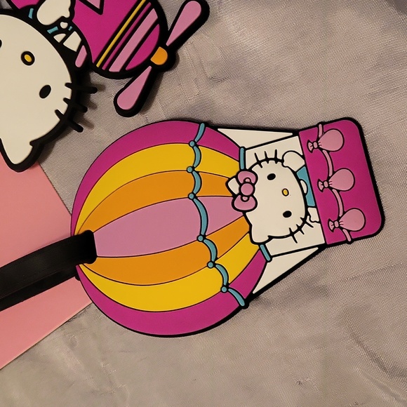 Hello Kitty plane and hot air balloon - Picture 2 of 4